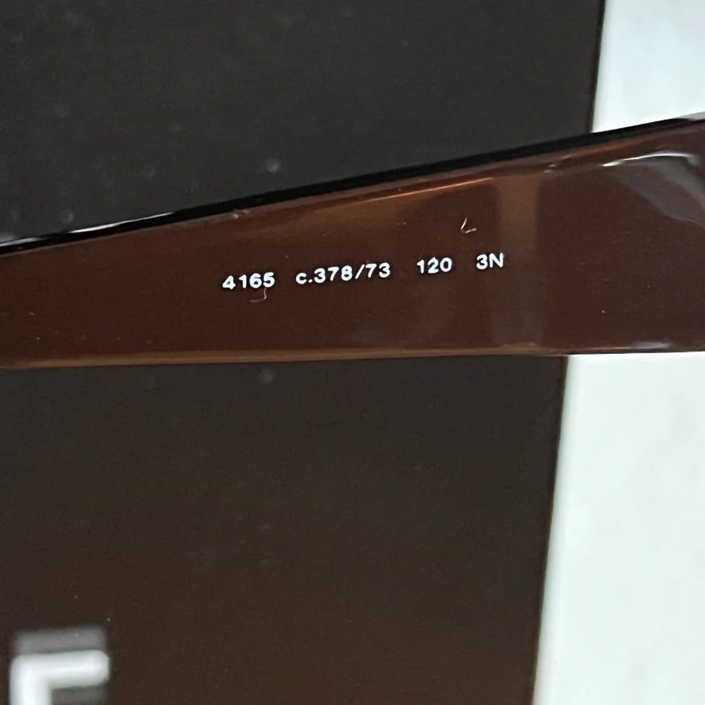 Chanel quilted sunglasses - Picture 2 of 5